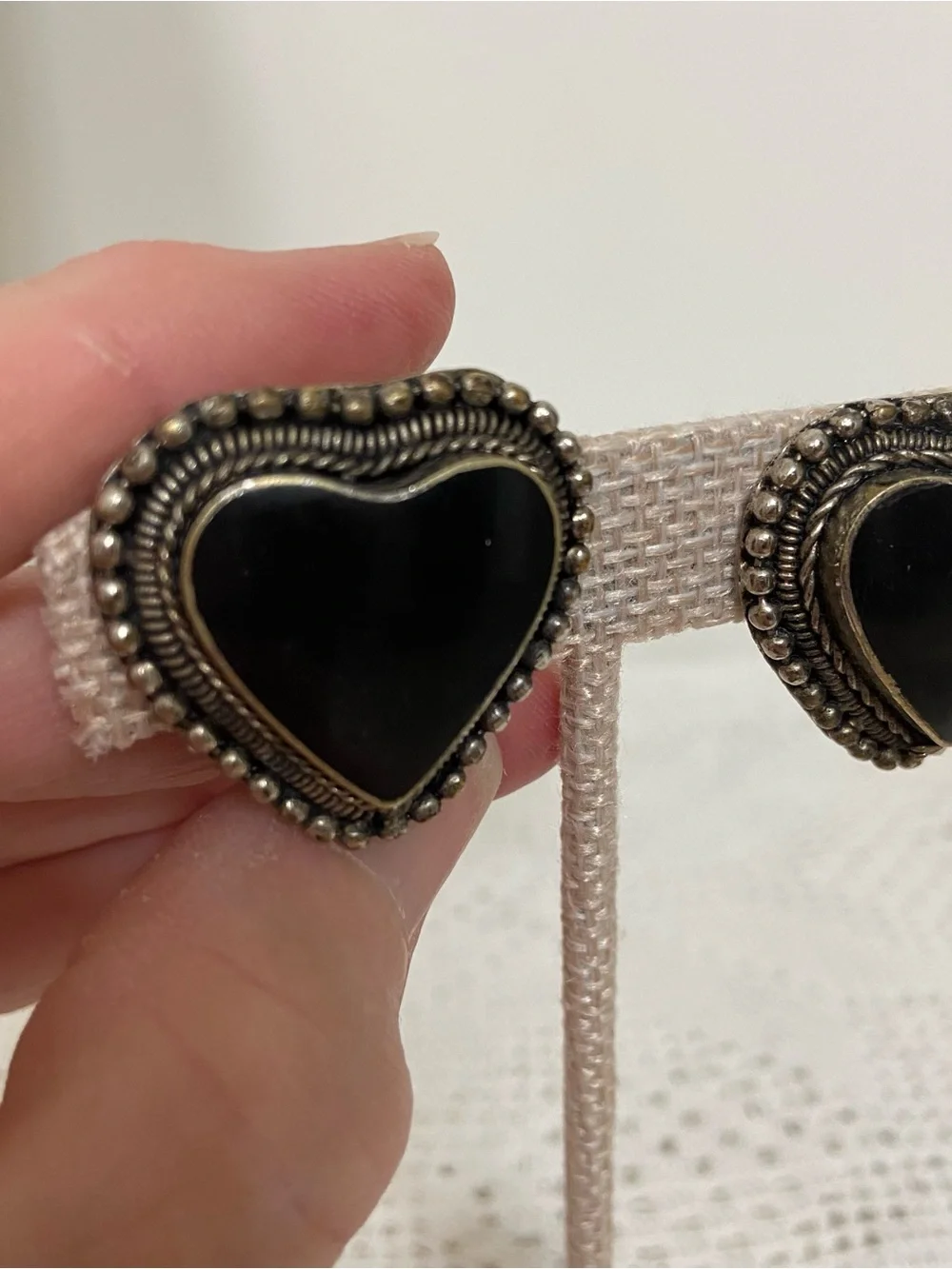 Vintage Black Heart Clip-On Earrings Southwestern Silver Tone Onyx Look